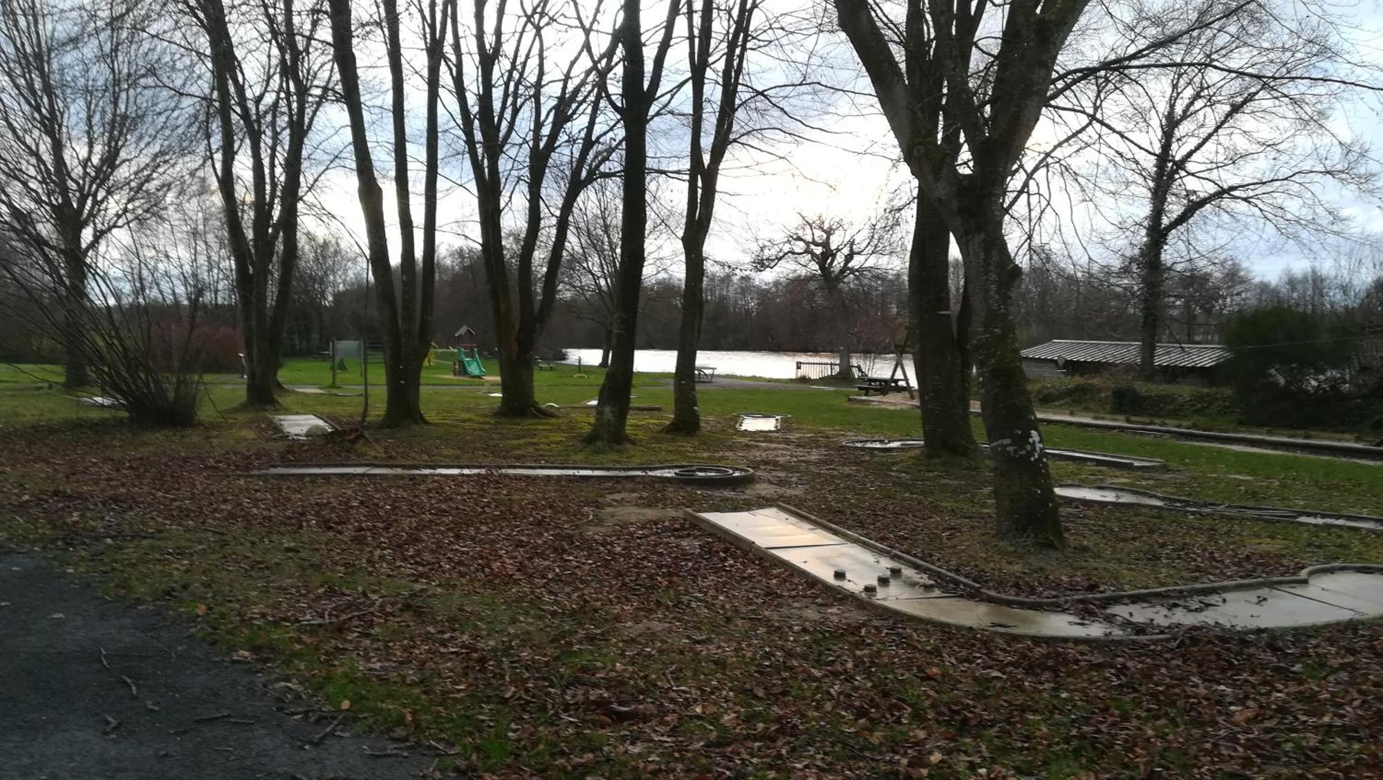 Gite De L'Etang Des Sarcelles Saint-Martin-d'Aubigny エクステリア 写真